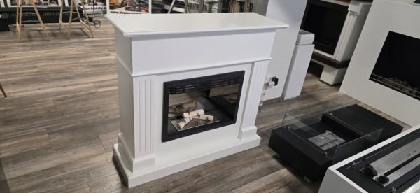 BIOKOMINEK ROMANTIK WHITE RAL 4