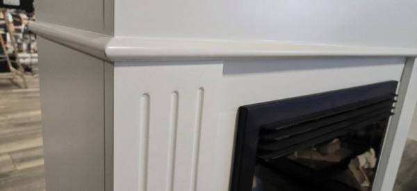 BIOKOMINEK ROMANTIK WHITE RAL 6